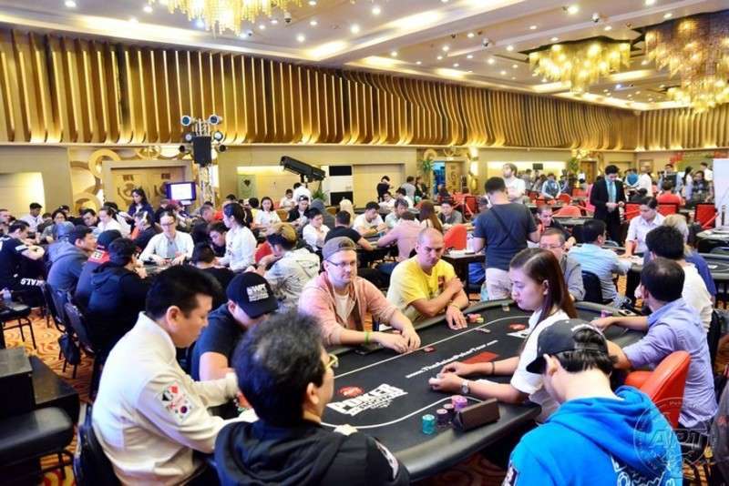 Khám phá cách thức tổ chức giải đấu poker