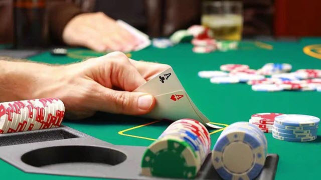 Tìm hiểu Full House Poker là gì?