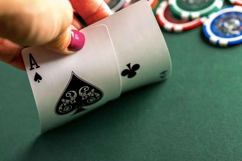 Tìm hiểu cách phân loại đối thủ Poker